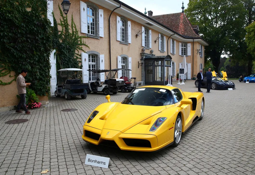 Осенью 2019 года в Женеве были проданы с аукциона 25 автомобилей класса люкс, принадлежавших Т. Обиангу. Он согласился отдать их швейцарской юстиции в рамках соглашения о прекращении коррупционного дела. Фото: Reuters