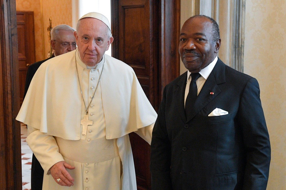 Папа Франциск и Али Бонго. Фото: ANSA / ZUMA / TASS