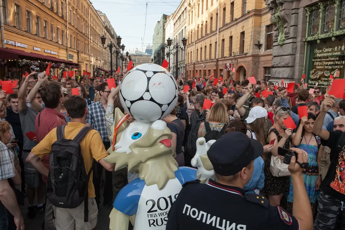 Старость в радость. На федеральных телеканалах дружно воспевают грядущие  «пенсионные изменения» — Новая газета