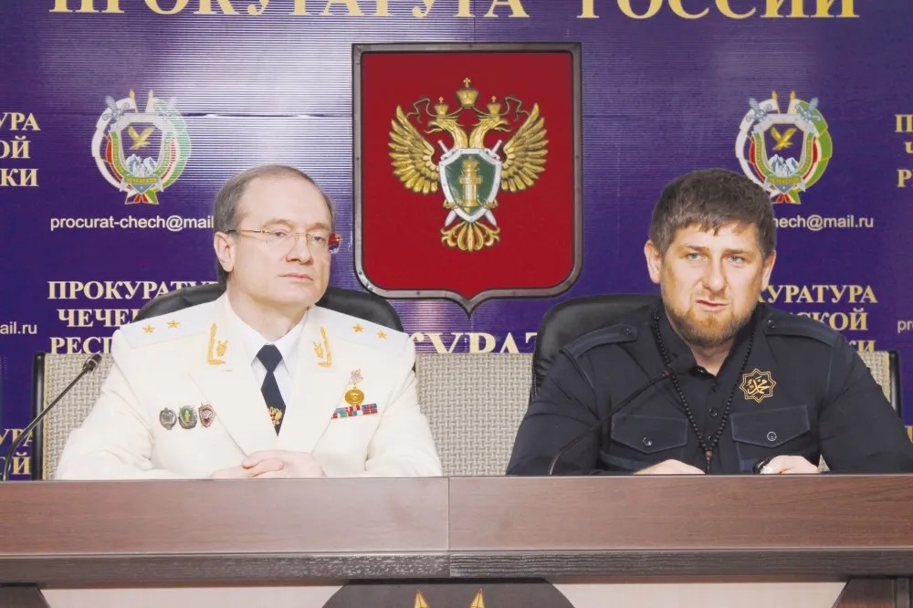 Прокурор Чечни с главой республики. Фото: «Вести республики»