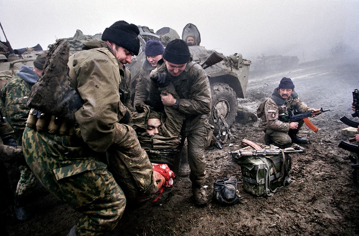 Центорой, Чечня. 16 декабря 1999 года. Фото: Юрий Козырев / «Новая газета»
