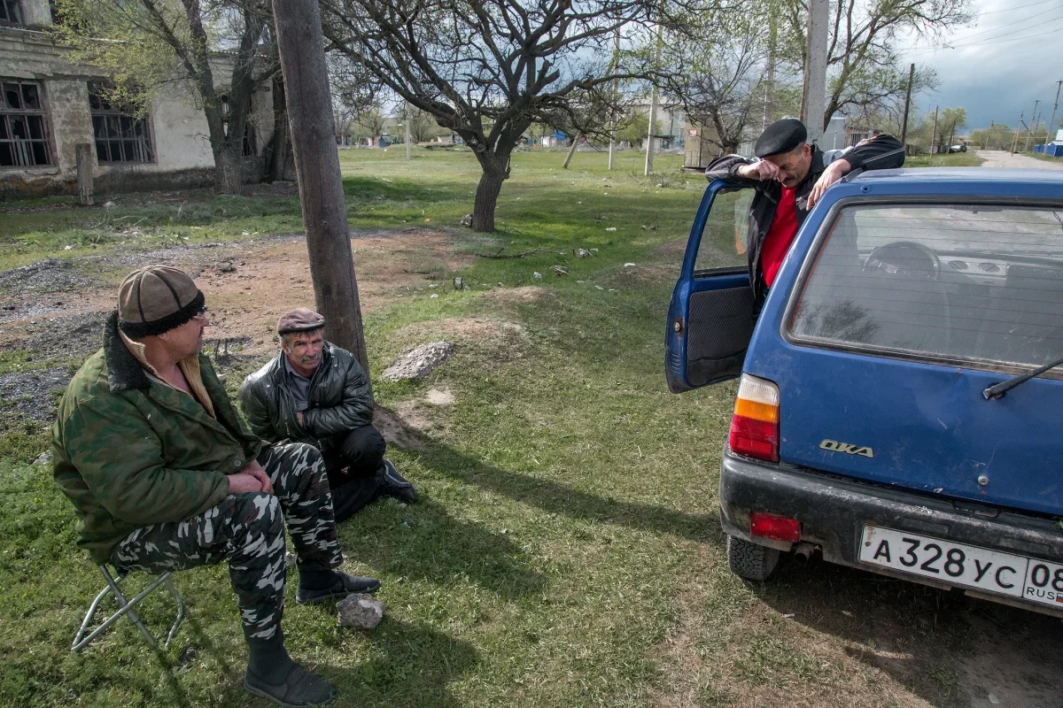 Китайцы умеют делать макеты машин в натуральную величину». Автоэксперт  Сергей Асланян* рассказывает, что будет с российским автомобильным рынком.  Точнее, чего с ним не будет — Новая газета