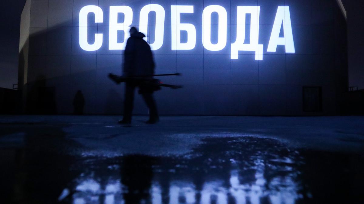 Левацкий марш и либеральная симфония