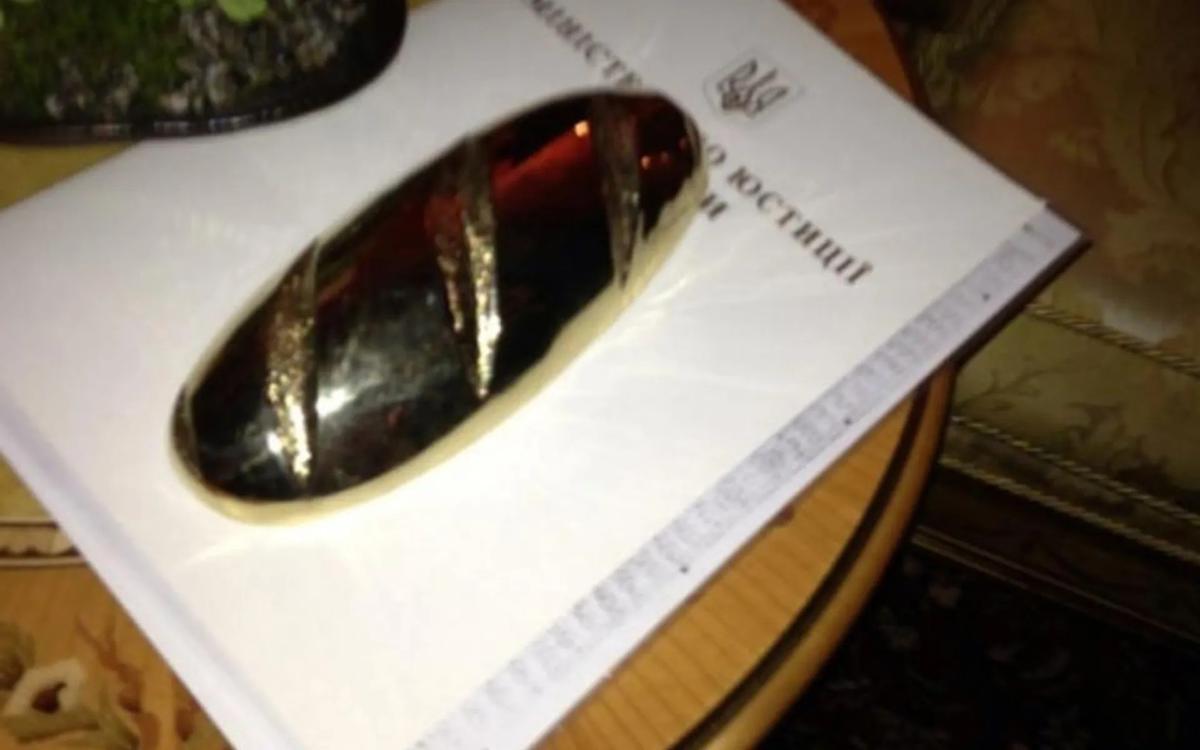 Вор должен платить долги