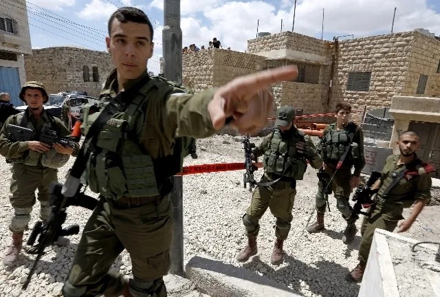 Бойцы ЦАХАЛ во время наземной операции. Фото: EPA
