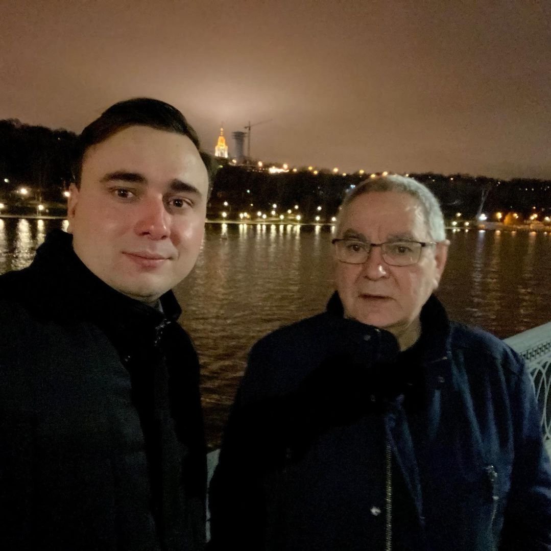 Иван Жданов с отцом. Фото: instagram/ioannzh