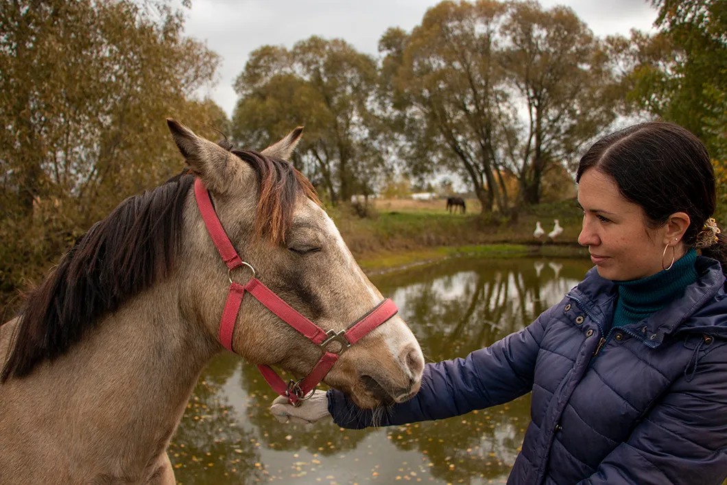 Екатерина, директор конного центра. Фото: Арден Аркман, специально для «Новой»
