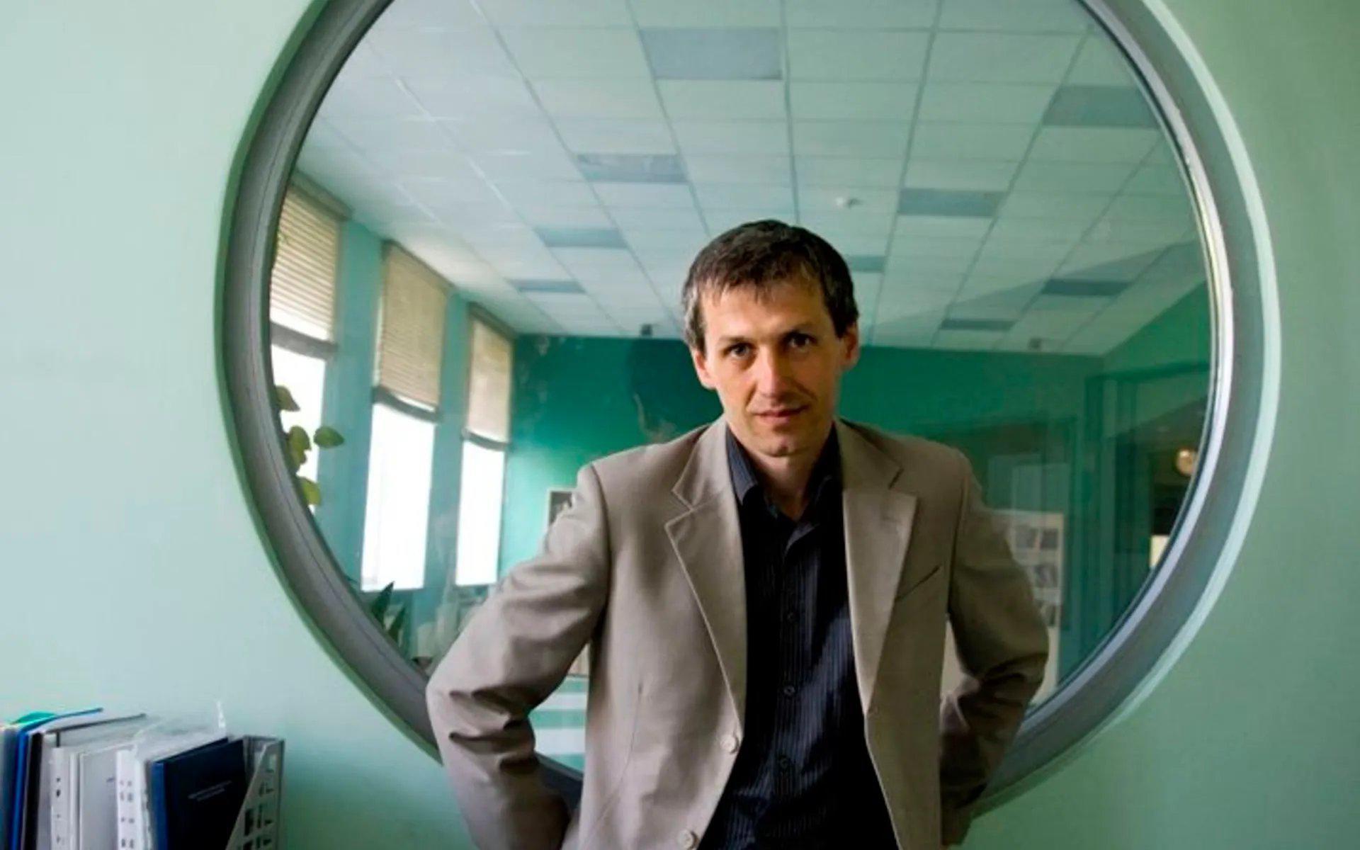 Андрей ДЕМИДОВ, активист независимого профсоюза «Учитель»: «Как теперь, после выборов, отмыть достоинство профессии?»