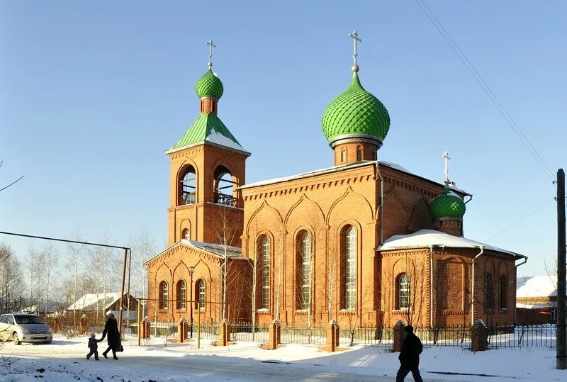 Церковь Покрова Пресвятой Богородицы, построенная в Миассе в 1995 году. Фото: wiki-miass.ru