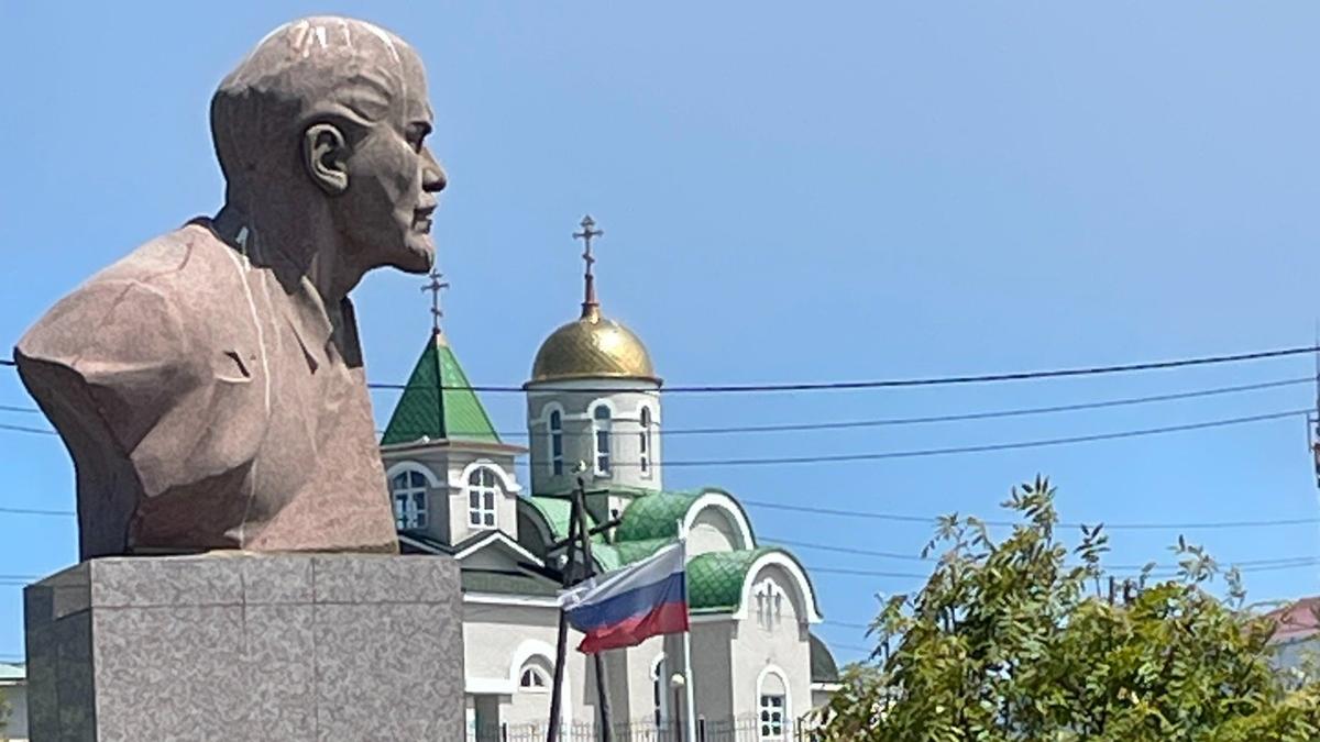 Трудно удержаться у света на краю