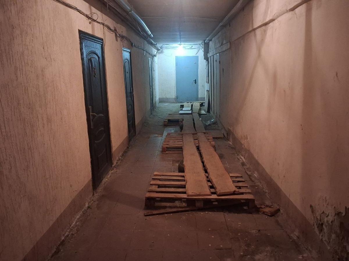 Дом на Полтавской, затопленный нечистотами. Энгельс. Фото автора
