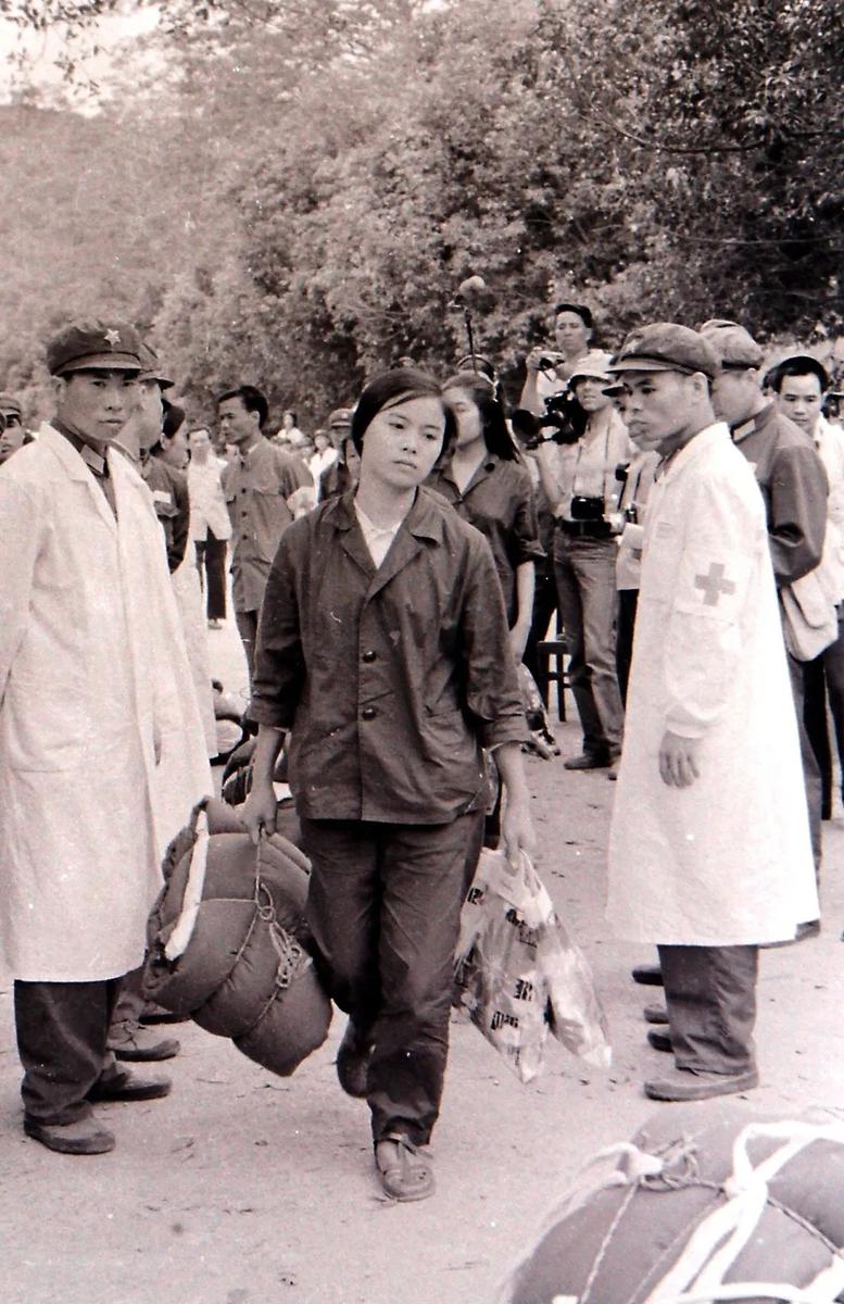 Обмен пленными на вьетнамо-китайской границе. Фото из архива Александра Минеева