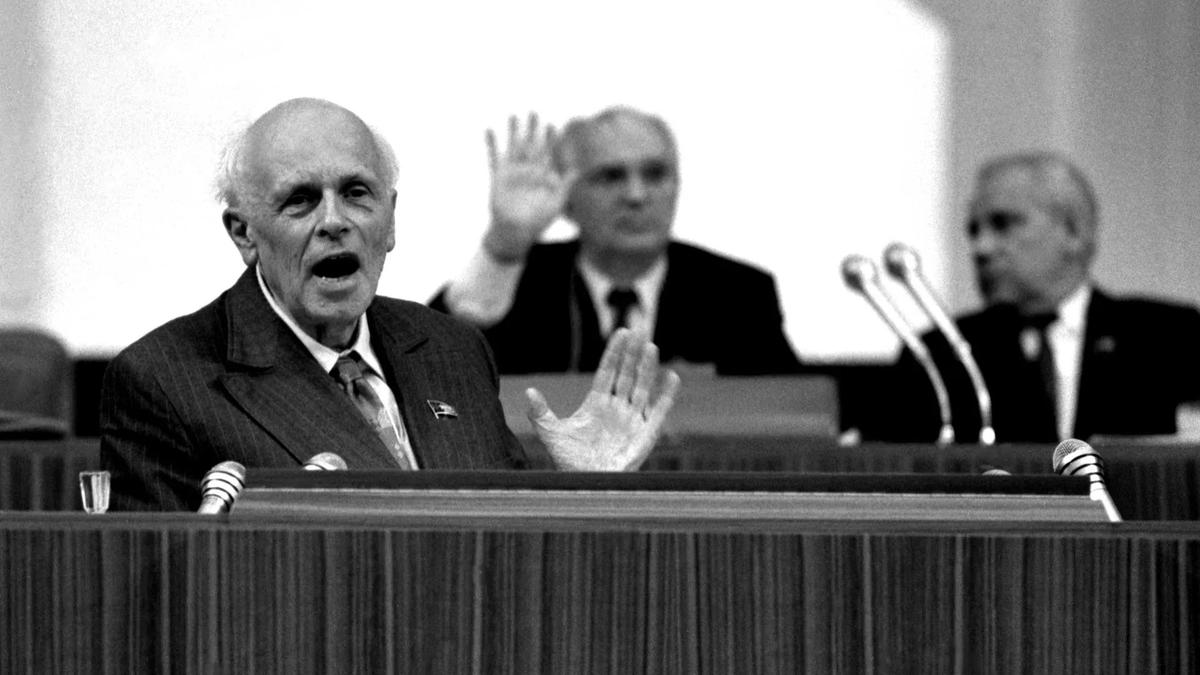 «Я считал Сахарова союзником. Но о безоговорочной поддержке не просил»