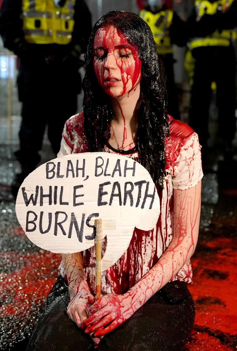 Акция протеста экоактивистов в Глазго. Фото: Getty Images