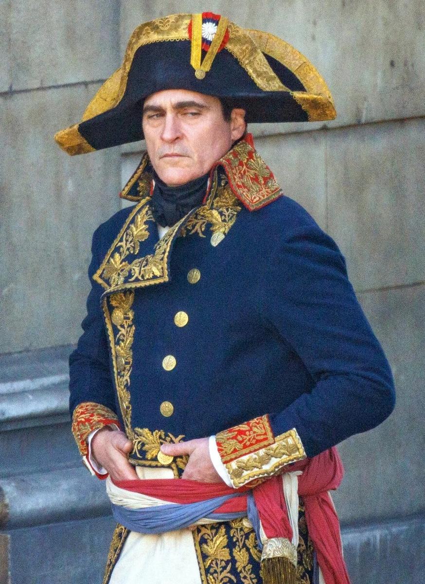 Хоакин Феникс в роли Наполеона, кадр из фильма «Наполеон». Источник: Кинопоиск