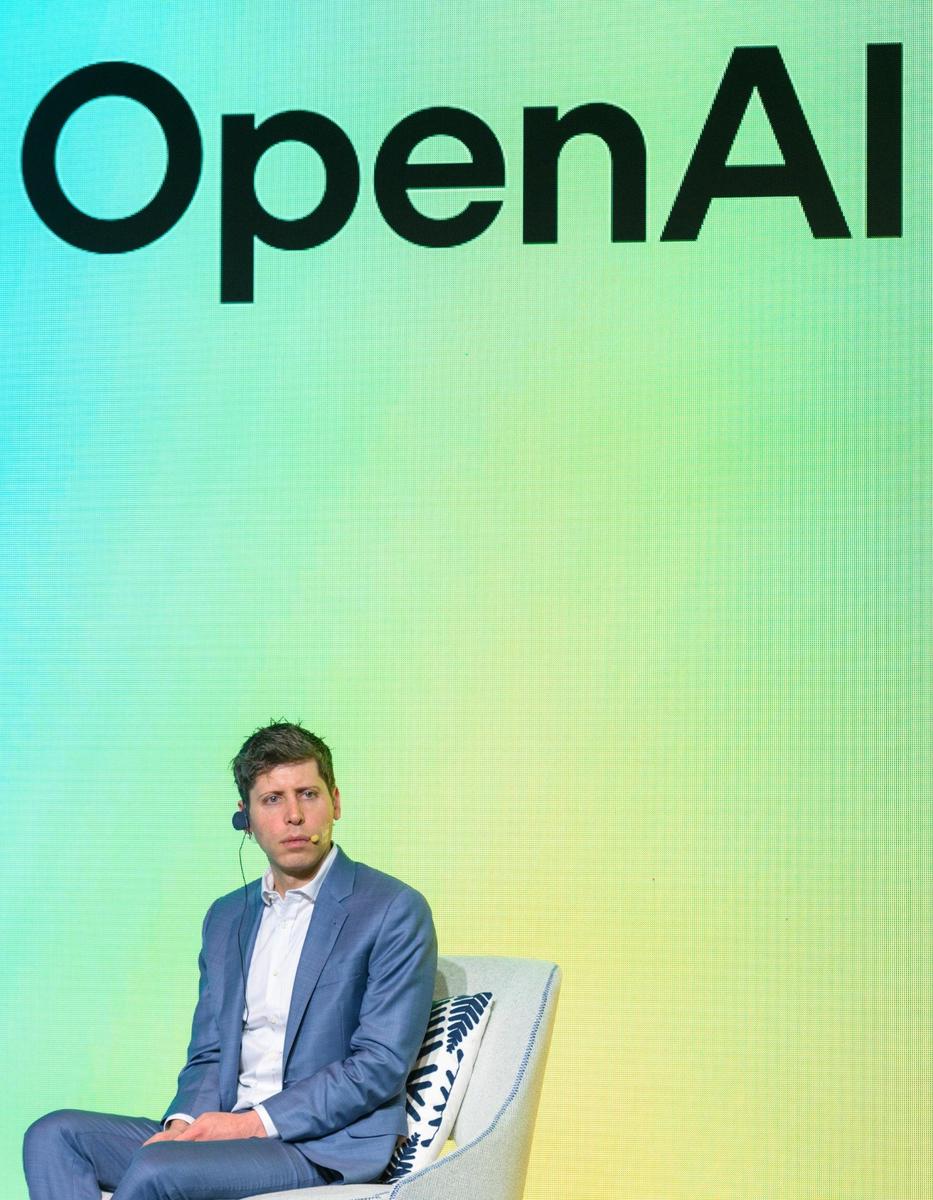 Глава американской технологической компании OpenAI Сэм Альтман. Фото: Zuma \ TASS