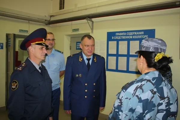 Зампрокурора Москвы Борис Марков (в середине). Фото: 77.fsin.su