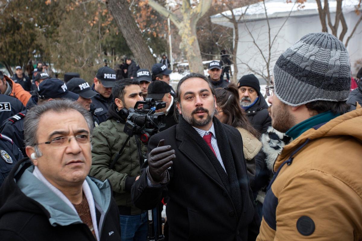 Парса Й (в центре). Фото: Александр Гребешков